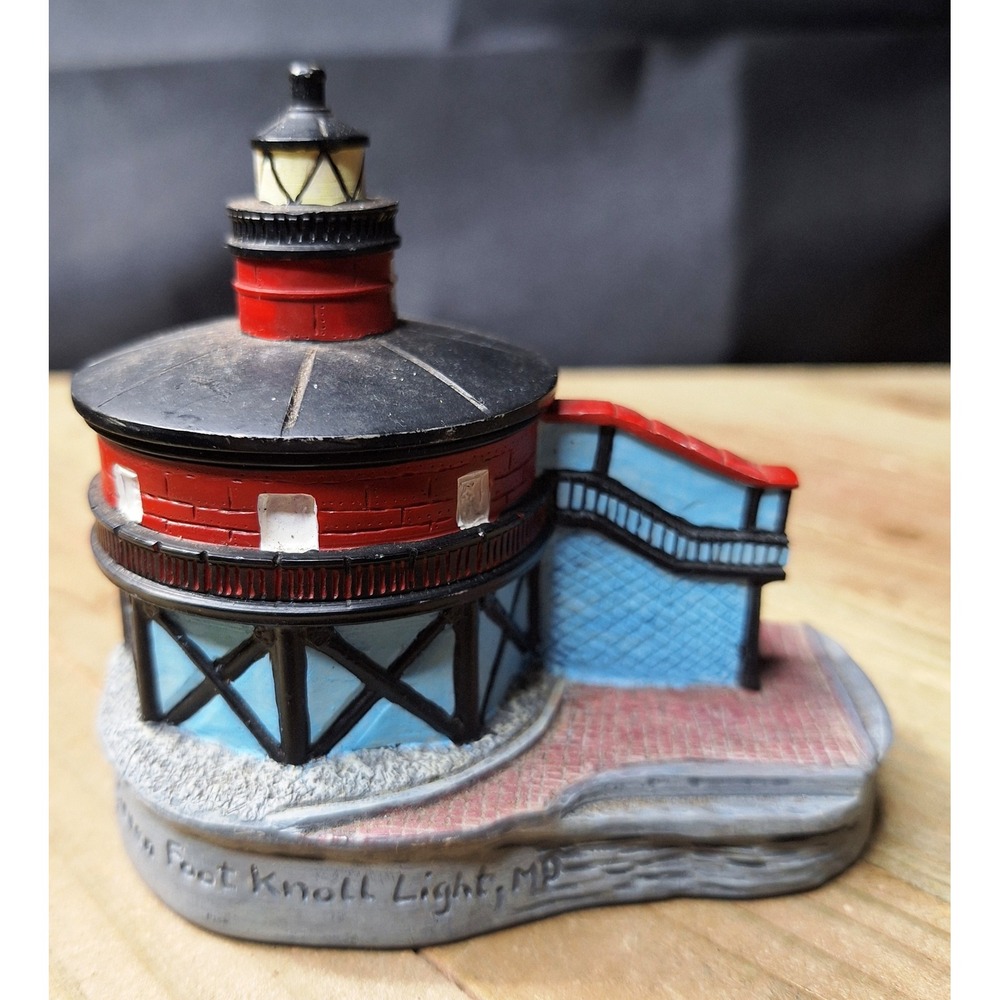 Spoontiques Seven Foot Knoll Light MD Lighthouse Figurine S265 Maryland Resin